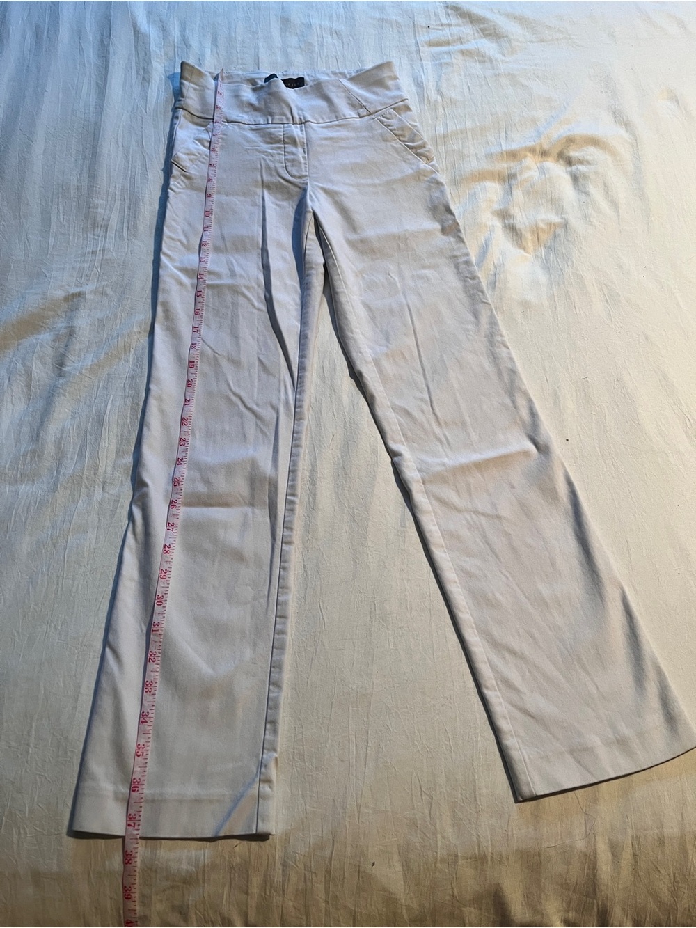Suzy Shier White Straight Leg High-Rise Pants
